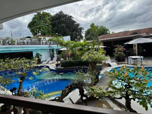 Restaurant, Vincent resort and hotel in Balibago