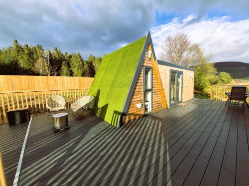 A szálláshely kívülről, Little Getaway in the Highlands, private sauna and stargazing geodome in Gorstan