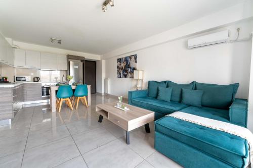 Modern spacious apartment located in Piraeus (B8) 3