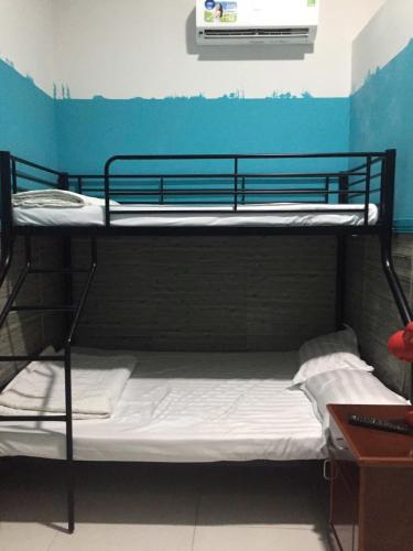 Budget Twin Room image 2