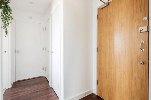 Penthouse Panoramic 2 Bedroom -Basildon Essex in Basildon
