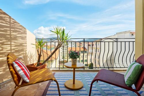 Balcony/terrace, Hotel Grimaldi by HappyCulture near Blue Beach