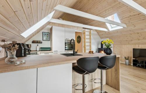 ห้องครัว, Cozy Home In Hemmet With Wifi in เฮมเมท