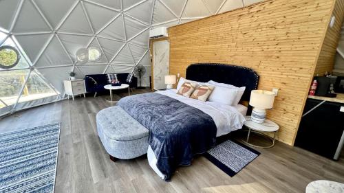 Sublime Glamping Dome in Texas for Memorable Vacations in Burnet in Бернет