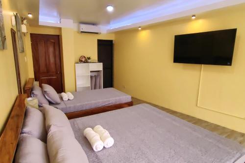 Standard Triple Room image 10