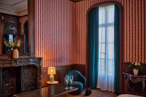 room detail thumbnail 0