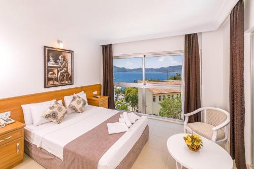 Junior Suite with Sea View image 7