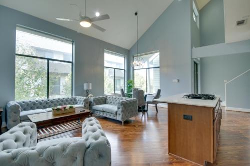 Spacious EaDo Getaway Less Than 1 Mi to Toyota Center! in Houston, USA