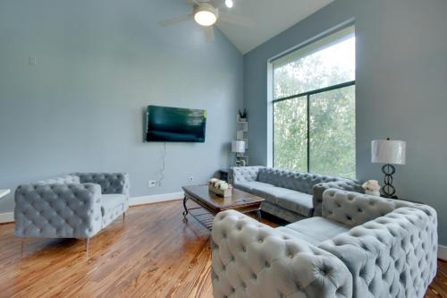 Spacious EaDo Getaway Less Than 1 Mi to Toyota Center! in Houston, USA
