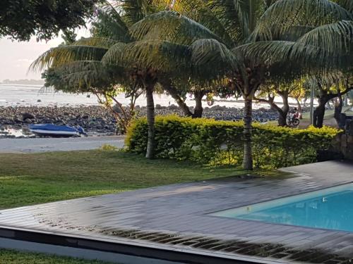 Recife Noir Apartments Mauritius or Black Reef Apartments Mauritius Penthouse 2nd floor