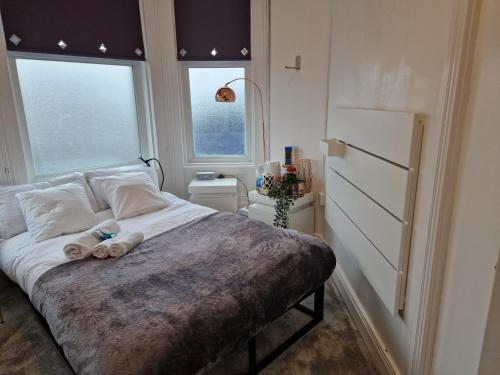 Aunty Katie's Budget Rooms, 2 miles from City Centre, Free Continental Breakfast in โอลด์พาร์ก