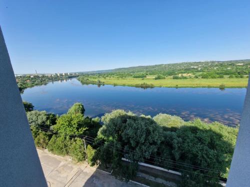 Jardín, River view in Soroca