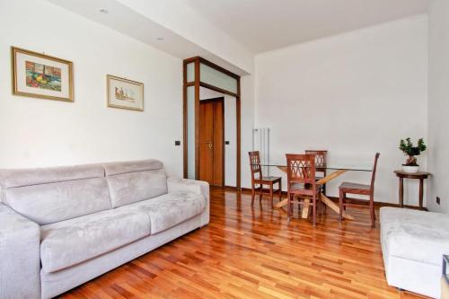 Quiet and charming house near Trastevere, Roma (foto 3)