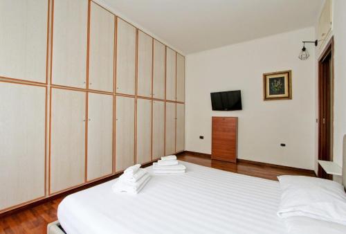 Quiet and charming house near Trastevere, Roma (foto 8)