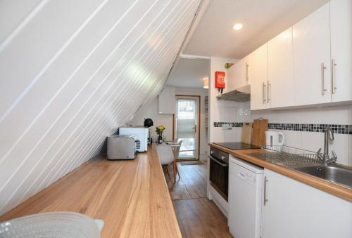 Chalet 73, Deal (Foto 4)