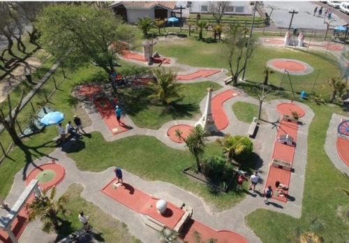 Estacade Lac et Océan Estacade Lac et Océan