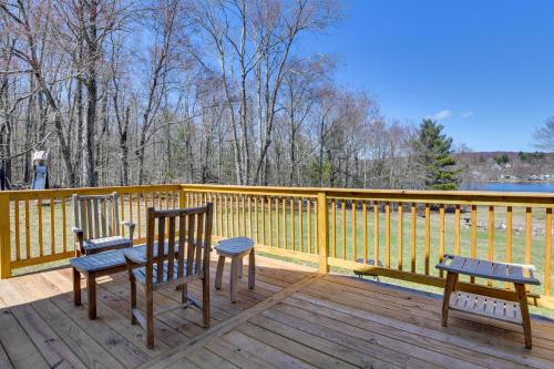 Shared Fire Pit and Kayaks Catskills Lake Retreat! in Mountain Dale