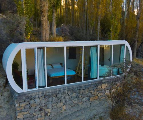 Double Room with Spa Bath image 9