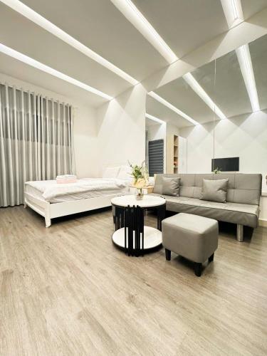Sunrise City View 2 bedrooms - swimming pool & gym