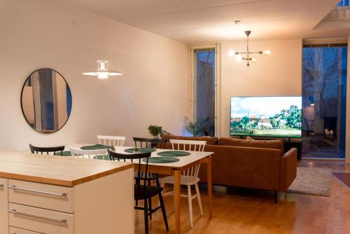 Architectural townhouse with sauna and patio, Helsinki (photo 8)