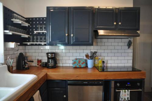 Private Hot Tub - 3 bedroom Village Home in Fleischmanns (NY)