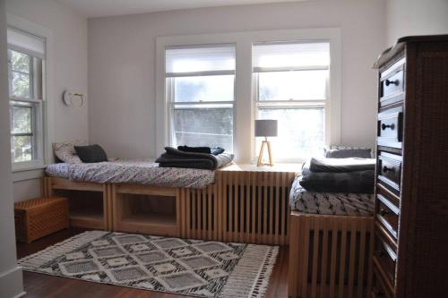 Private Hot Tub - 3 bedroom Village Home in Fleischmanns (NY)