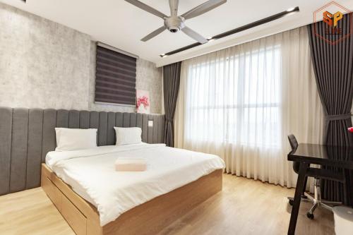 Sunrise City View 2 bedrooms - swimming pool & gym