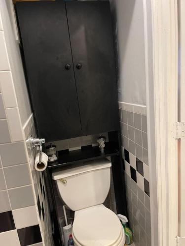 Luxury city condo, New York (photo 10)