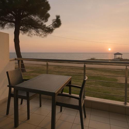 Alkyon Apartments Studios in Platanitis Maronia