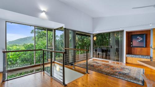 Mountain Breeze Retreat in คาราโวนิกา