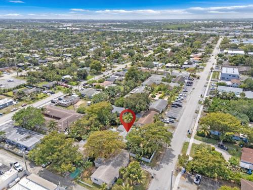 Tropical House 3 Bedrooms with Pool Oakland Park in Fort Lauderdale, USA