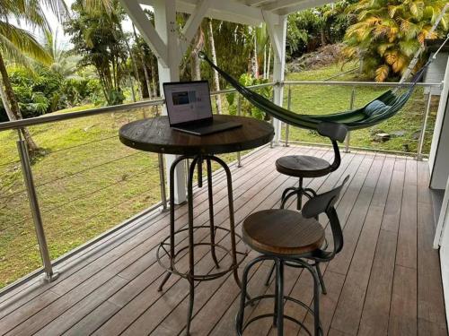 Studio confortable à Petit-Bourg avec terrasse 30 m² (Studio confortable a Petit-Bourg avec terrasse 30 m²) in Petit-Bourg