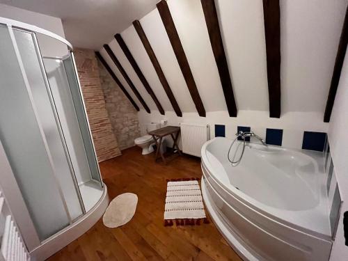 Moulin du grand auque in 卡斯蒂洛內