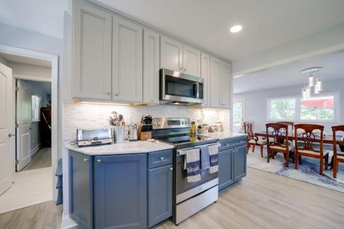 Remote Smoky Mtn Escape w/ Views & Trail Access! in Forest Hills (NC)