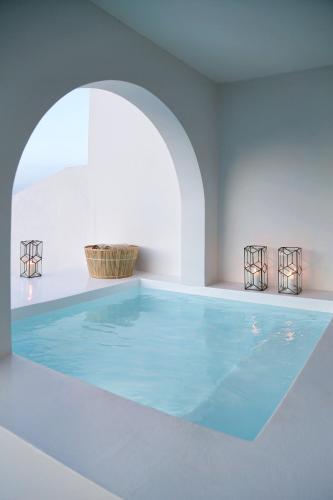 Two-Bedroom Villa with Outdoor Hot Tub-Athiri image 8