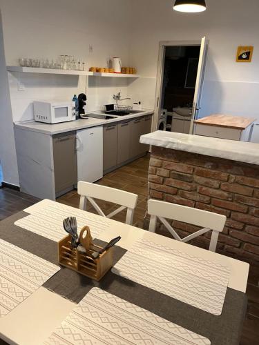 Apartman - Garden - Vendégház