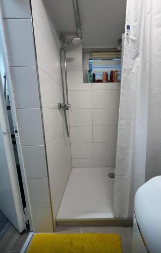 VOLKACH 1 Zimmer 2 Personen