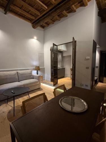 Spiriti Home Apartment 2, New Opening Piazza di Pietra, Rome (photo 10)
