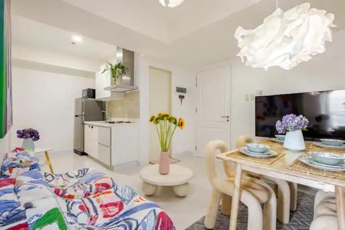 Jing'sCrib 2BR Apartment by Azure Near Manila International Airport, Manila (foto 10)