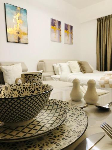 PANTHEON ELYSEE III Elite Apartment Spacious luxury stay with huge pool , modern gym and Complimentary welcome pack, Dubaj (fotografie 2)