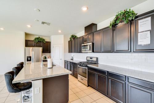 WFH-Friendly Getaway with Yard in Manteca! in 曼提加