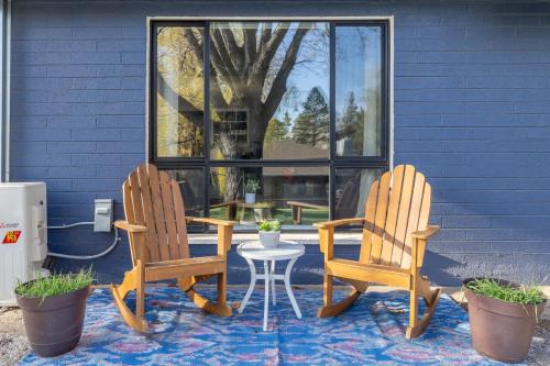 Scenic Mountain Getaway by the Park