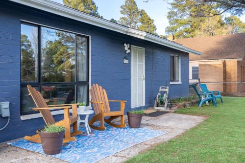 Scenic Mountain Getaway by the Park