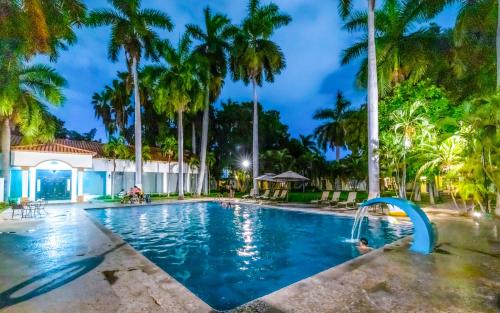 InHouse Select Hacienda Tres Rios Hotel Culiacan - 수영장