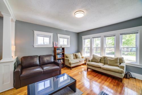 Cozy Indiana Getaway Near Washington Park Zoo! in Michigan City, USA