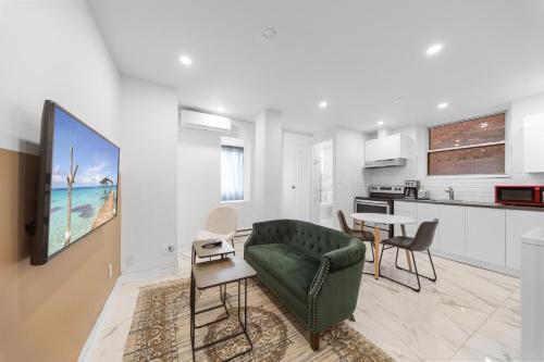 Stonewall Suites in Cote-des-Neiges-Notre-Dame-de-Grace