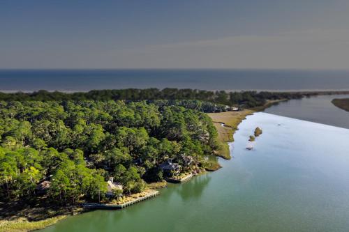 51 Inlet Cove Cottage by Akers Ellis Rentals in Kiawah Island