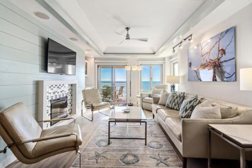 5134 Windswept Villa by Akers Ellis Rentals