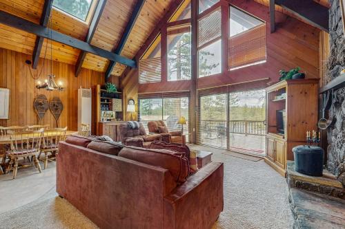 Tallac Views Getaway in ทาโฮ วัลเลย์
