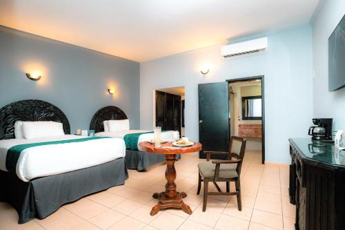 InHouse Select Hacienda Tres Rios Hotel Culiacan - 화장실